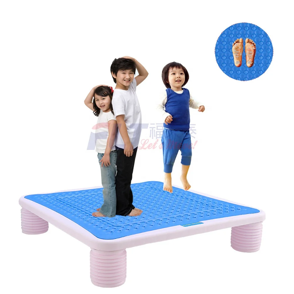 Well design top quality square jumping board mini trampoline for children and adults