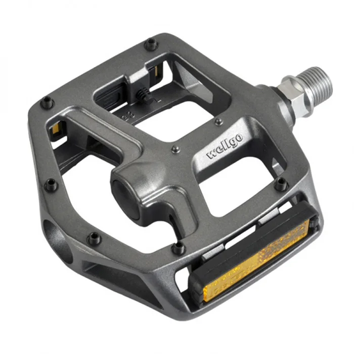 Cheap Bicycle Accessories Wellgo Bicycle Pedals MTB Wellgo MG36 Magnesium Alloy Pedals Large Tread Mountain Bike Pedals