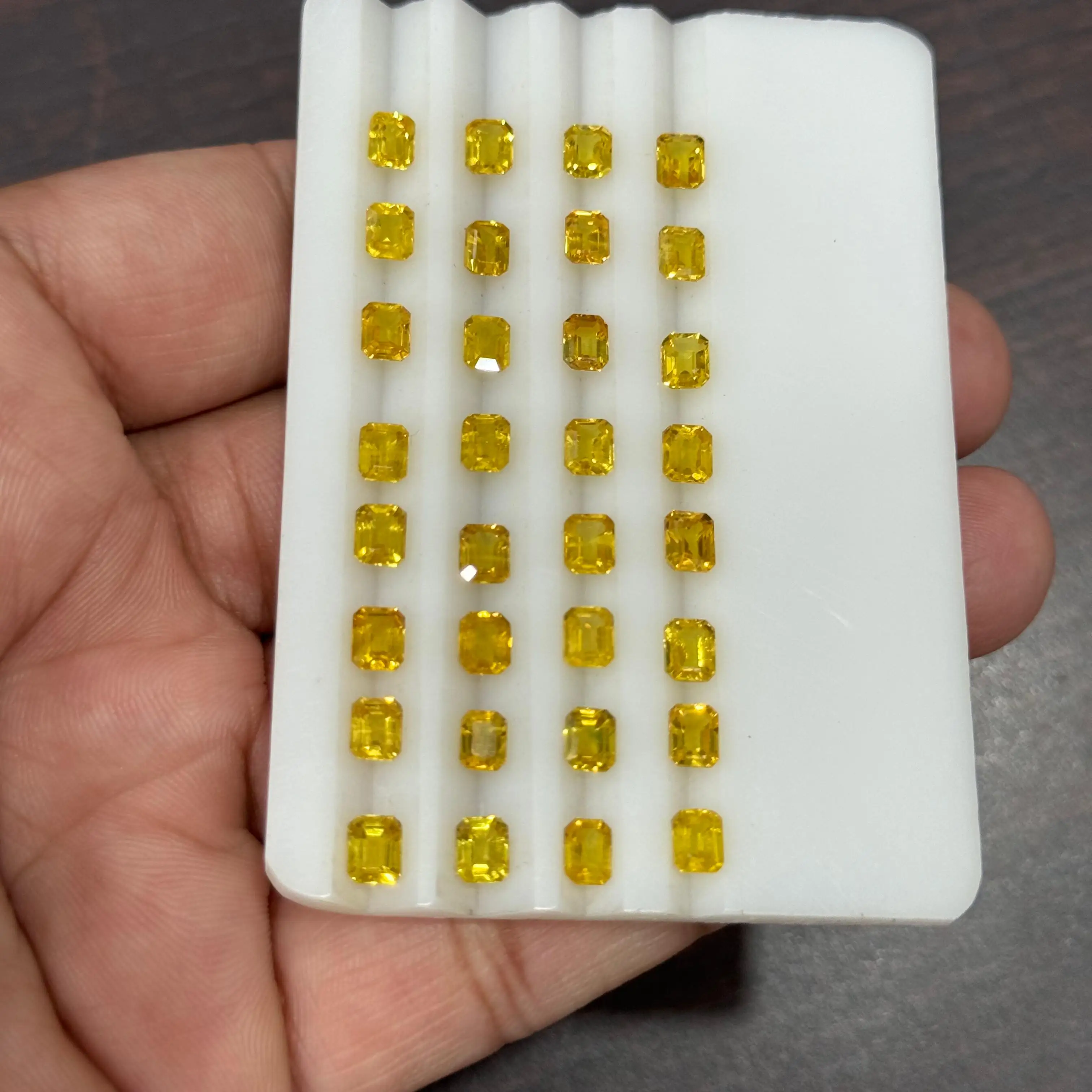 Best Quality Natural Yellow Sapphire Octagons Loose Calibrated Heated Emerald Cut for Rings Cushion and Oval Gemstone Shapes