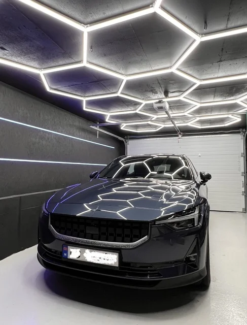 SUEZ High Quality Wholesale Honeycomb Garage Lights And Hexagon Led Hanging Lamp For Clothing Store Workshop