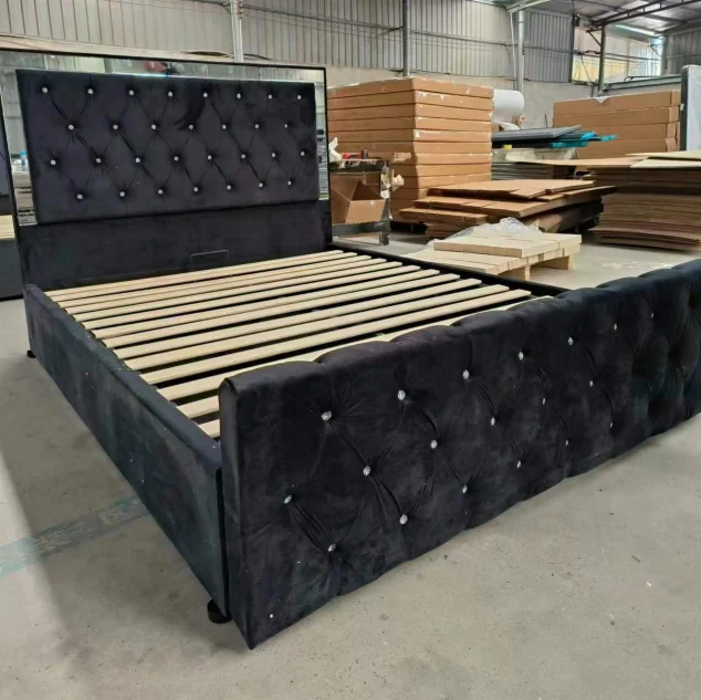 Stock New Design Latest Hotel Home Bedroom Furniture Modern Italy Style King Queen Size Double Upholstered Luxury Gas Lift Bed