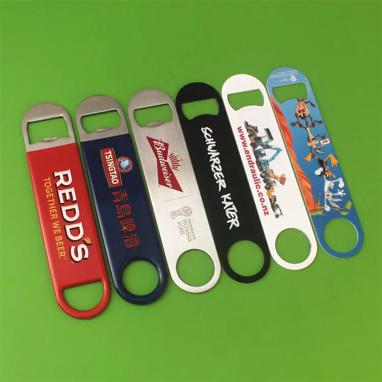 Custom Logo Bar Beer Bottle Wood Bottle Opener Key Chain Personalised Lid Bottle Opener Keychain