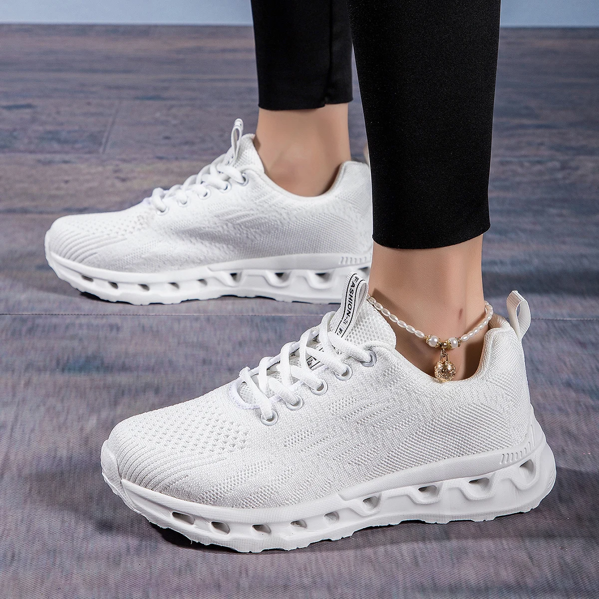 2024 Spring and Fall hot womens casual sports shoes High quality casual shoes