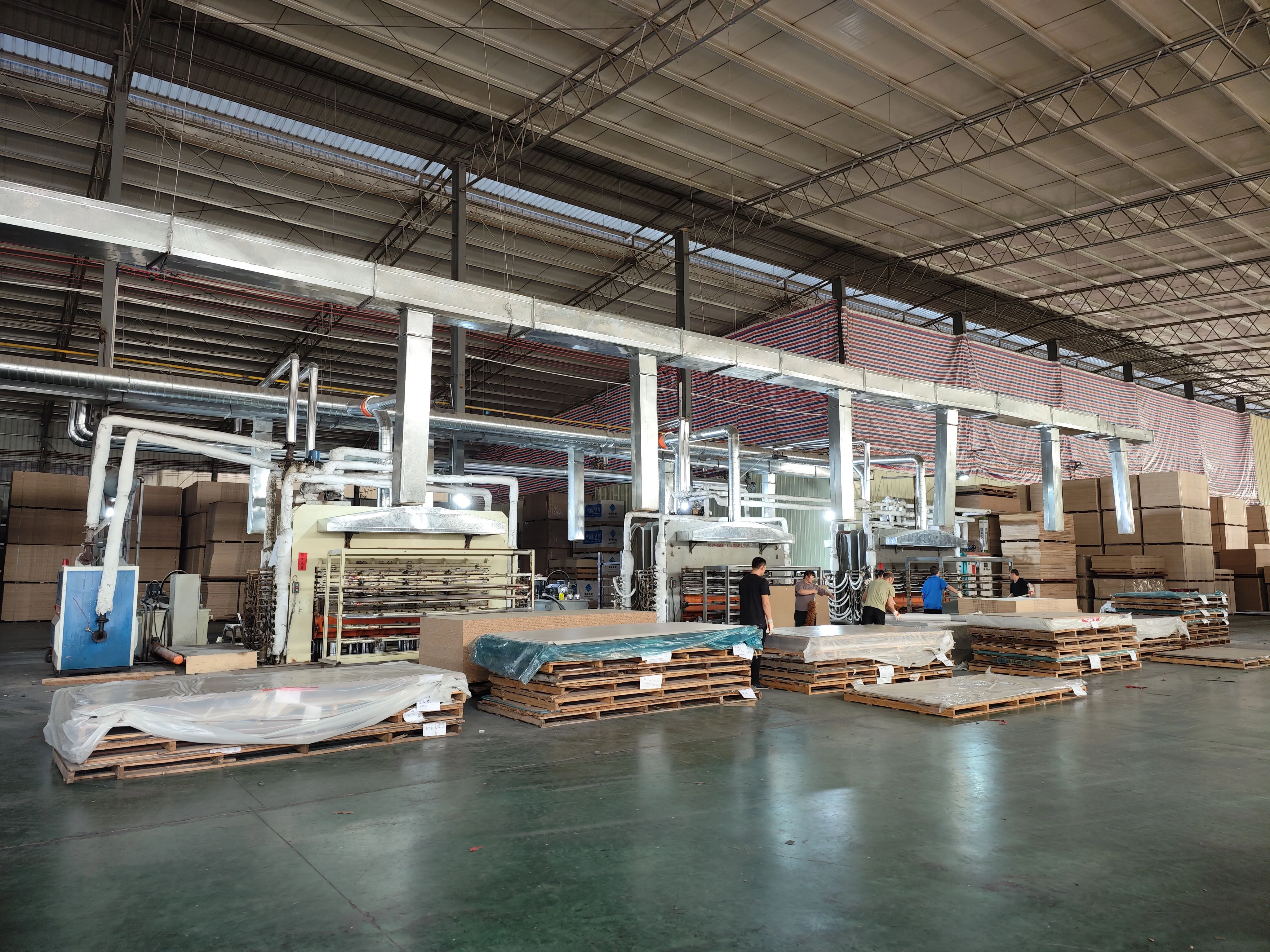 Best Quality Melamine Laminated MDF Plywood Sheet 4x8 Feet Fibre Boards 5/9/18/25mm Furniture Board for Cabinet