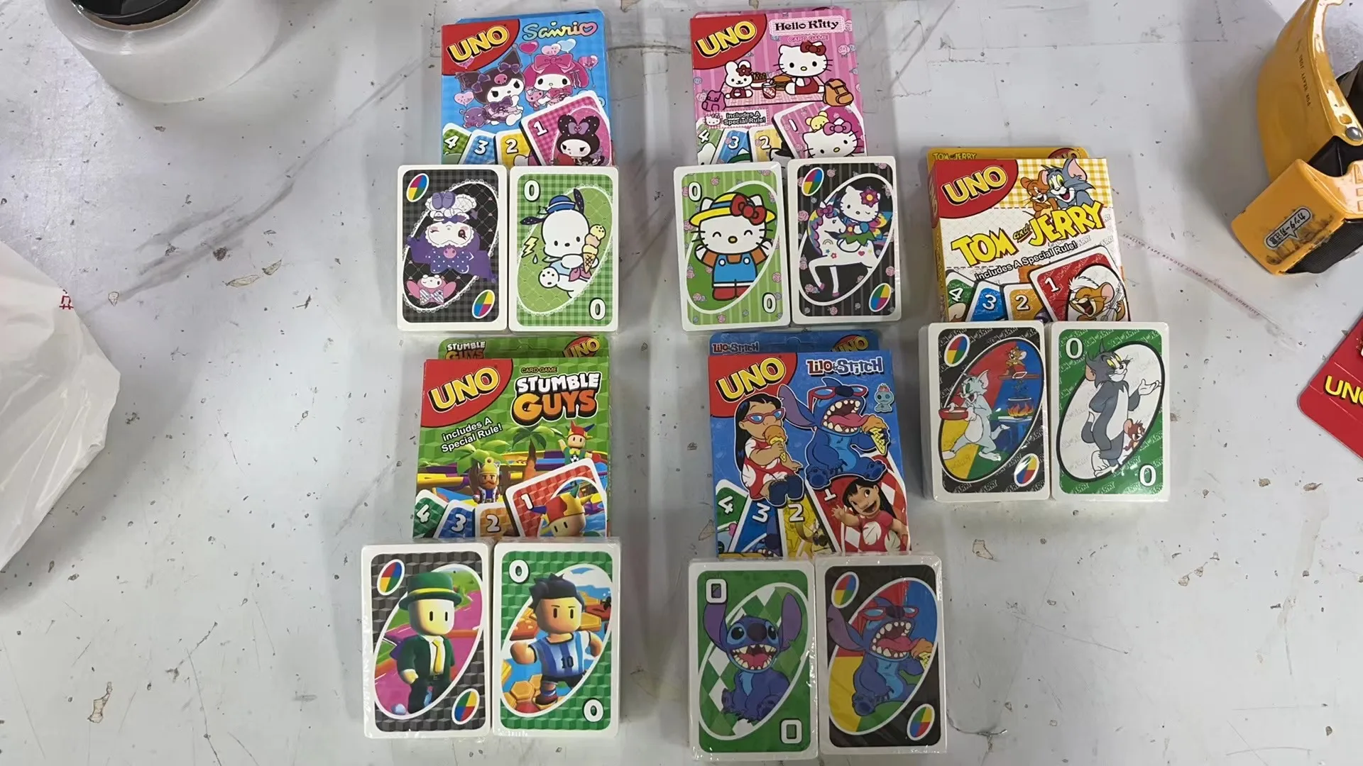 Wholesale High Quality 46 Colors AMa zon Hot sell Unos Card Game Hot Sale Cartoon Anime Games  No Mercy Cards Real Family TOMJER