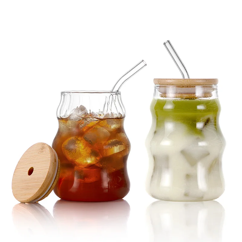 Ребристые очки прозрачные стаканы Boba изолированные двойные кружки сублимационные кофейные стеклянные чашки капучино с бамбуковой крышкой и соломой