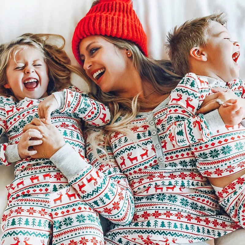 Popular Christmas Festival Family Parent-child Suit Printing Soft Two-piece Christmas Pajamas Outfits Set