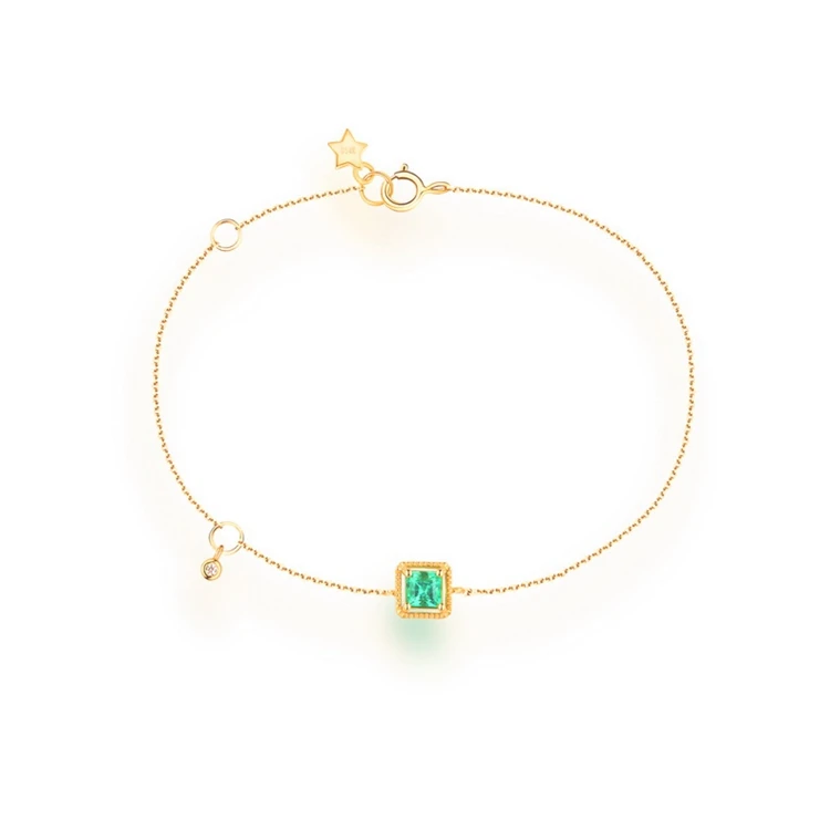 Женский браслет с зеленым фианитом изящный минималистичный золотым покрытием 14 к