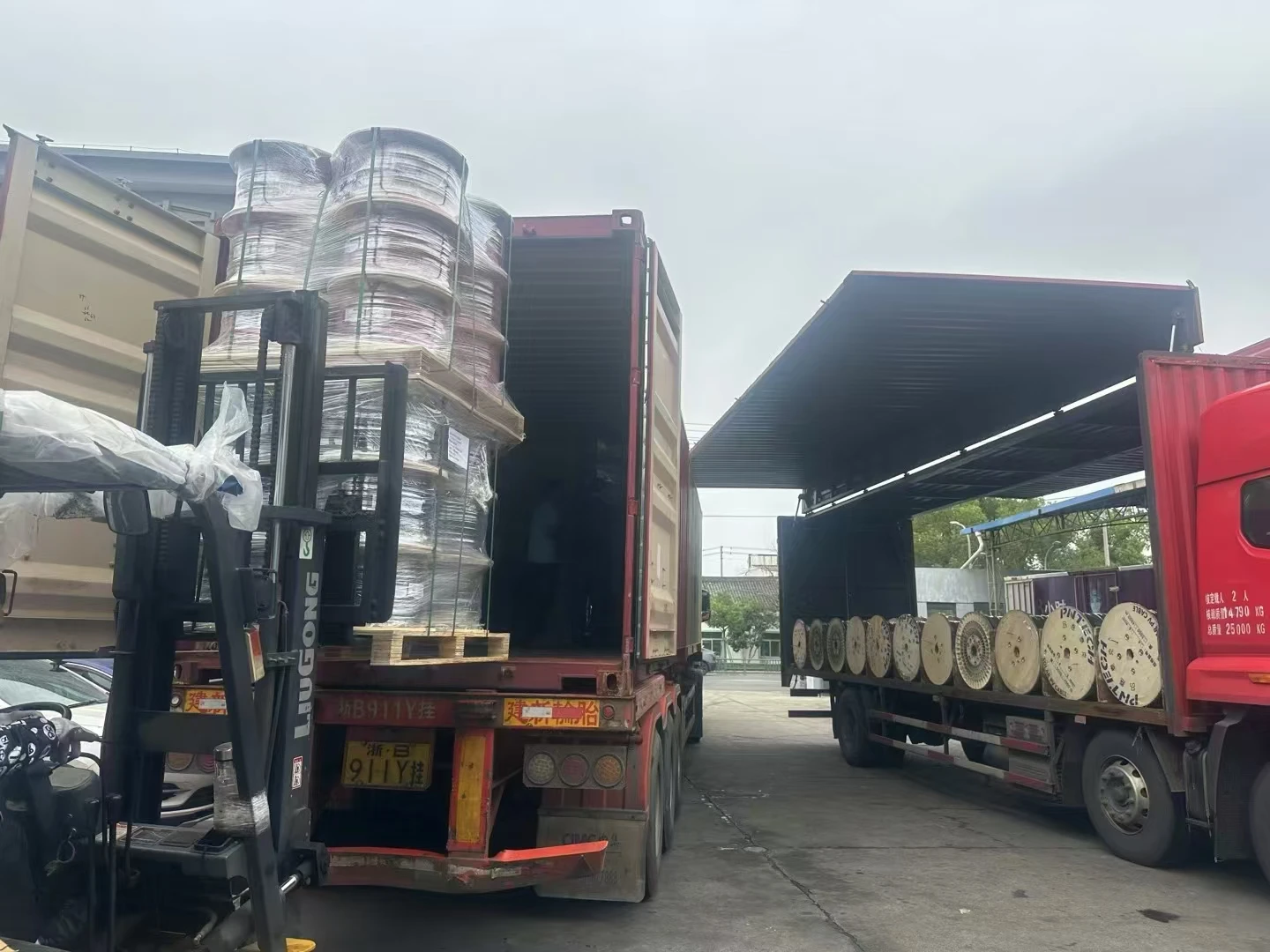 Photovoltaic solar cable 6mm 4mm XLPO Insulation material 4mm2 6mm2 H1Z2Z2-K for solar systems