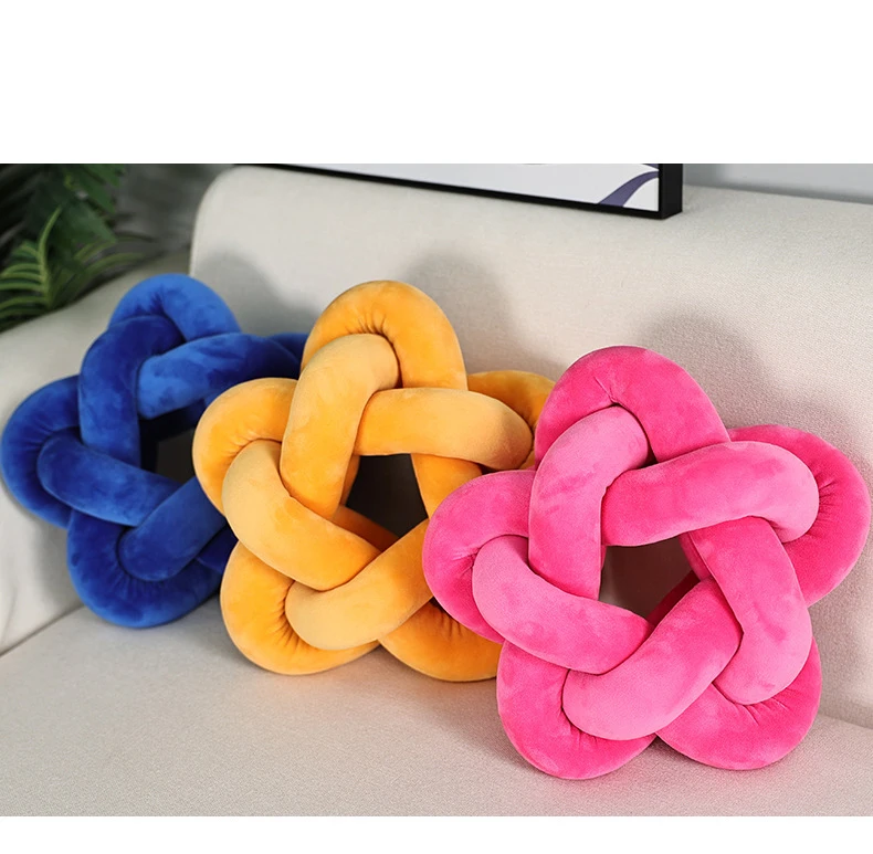 High Quality Decorative Flower Floor Shaped Round Throw Boucle Large Braid Knot Ball Pillow