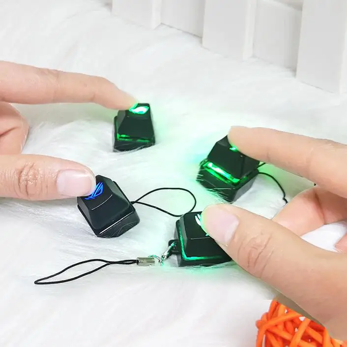 2023 New arrival computer mechanical keyboard keychain switch tester keyboard switch keychain toy