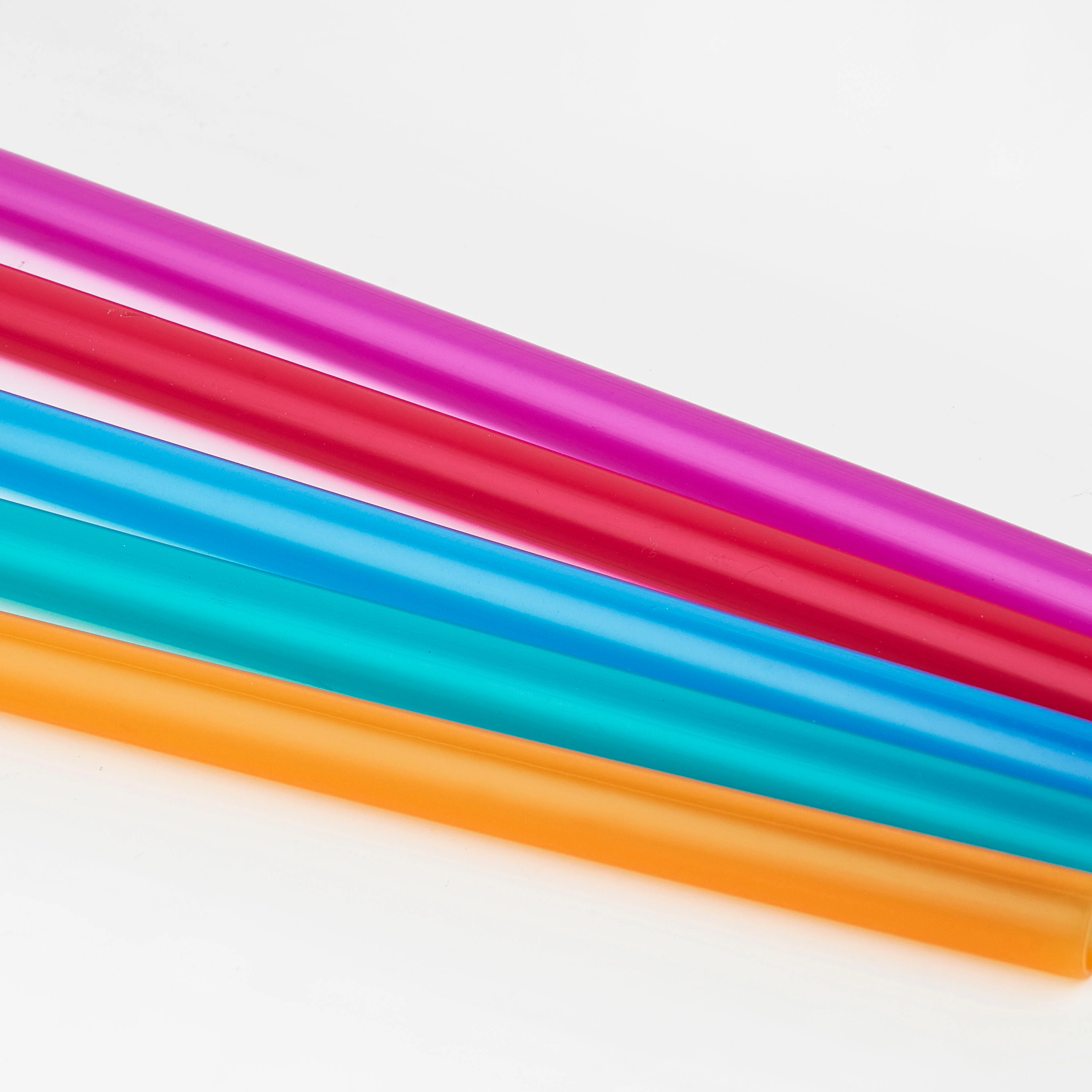 Пластиковые соломинки, соломинки для напитков, сделанные на заказ, красочные ПП Многоразовые твердые пластиковые соломинки для питья