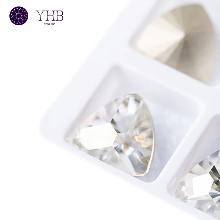 Popular Triangle Glass Rhinestones Point Back Crystal Fancy Stone Wholesale Loose Crystal Beads For Jewelry