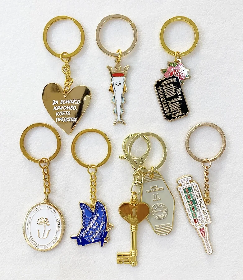 For Custom Logo Key Chains 2DPvc Keychains Metal Key Chains Car Keychain Anime Accessories Key Ring Keychain Accessories Sasuke