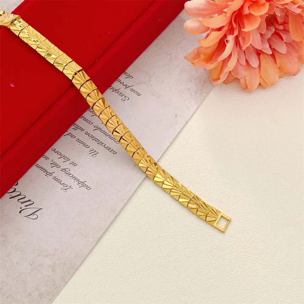 Fashion 18K 20K 22K Multi-Style Brass Gold Plated Bracelet Luxury Women Jewelry Bracelet For Birthday Gift