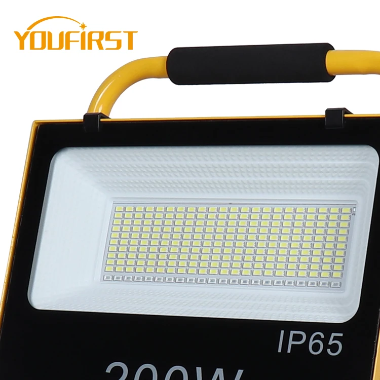 Super Bright Outdoor Camping Portable Waterproof Ip65 Aluminum Flood Light 100watt 200watt Rechargeable Solar Led Floodlight