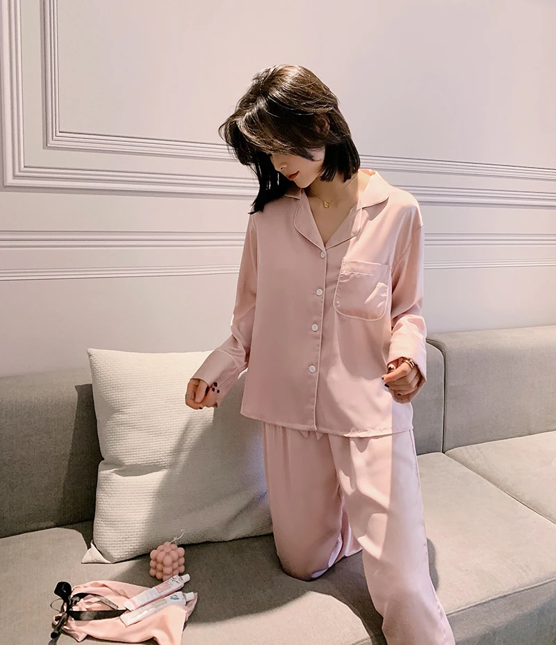 2022 wholesale fashion satin nightwear sleepwear pajamas