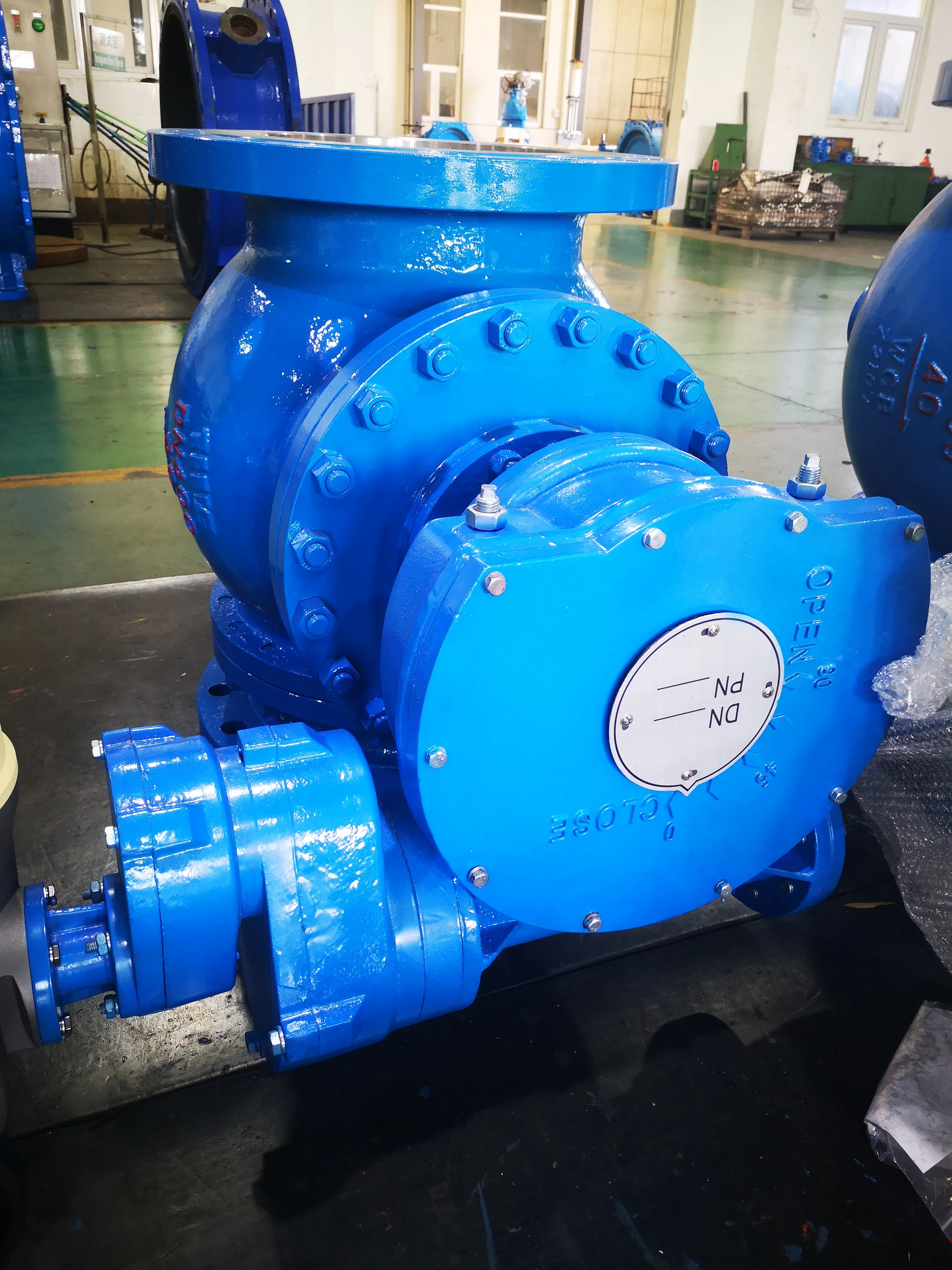 Eccentric Ball Valve body in ductile iron WCB with Pressure PN10 16
