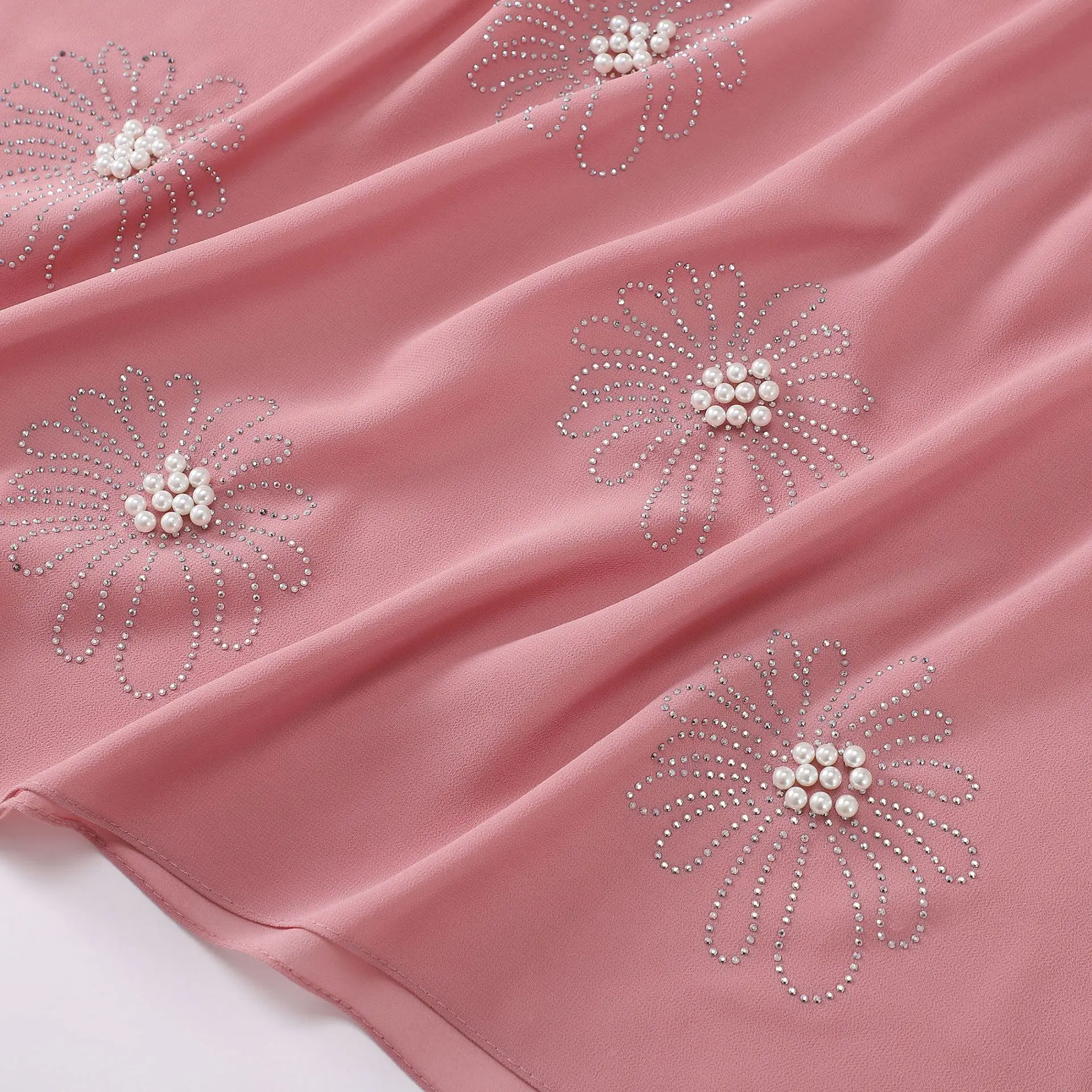 New Custom Luxury Plain Chiffon Diamond Beaded Headscarf Hijabs Muslim Women Pearl Ornament Flower Pattern Chiffon Shawl Hijab