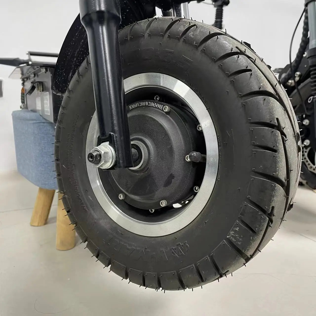 Customized electric scooter body parts 800w1200w1600w2400w3000w4000w5000w spare parts electric scooter