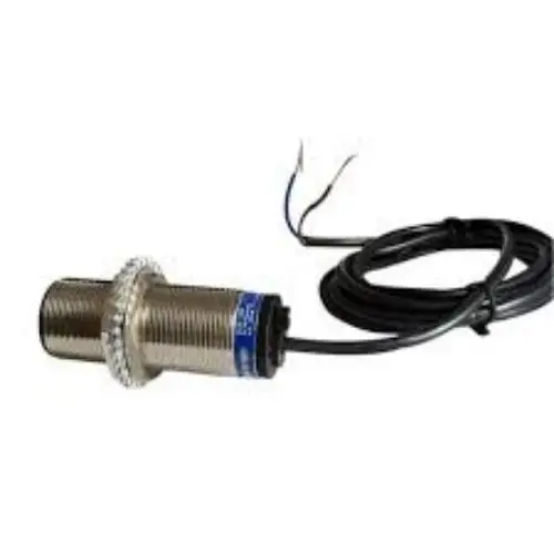 Новый датчик приближения Sn 10 мм, 120-3000 U/мин, 24-240 В AC/DC, 2 м XSAV12801