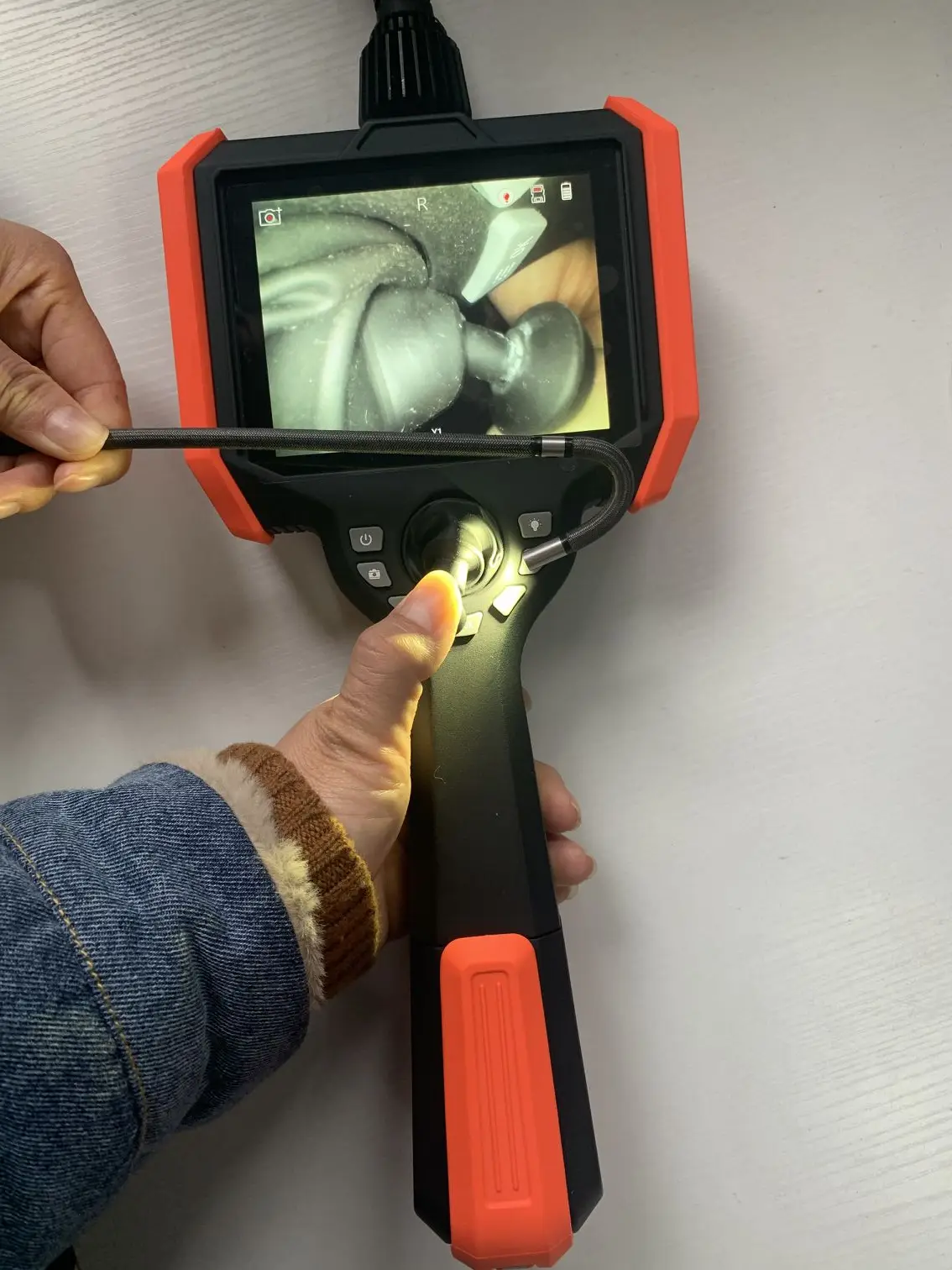 Flexible Industrial Borescope with 6mm Probe Lens, 3Mts Working Cable, 360 Degrees Joystick Articulation, 5 Inch Display