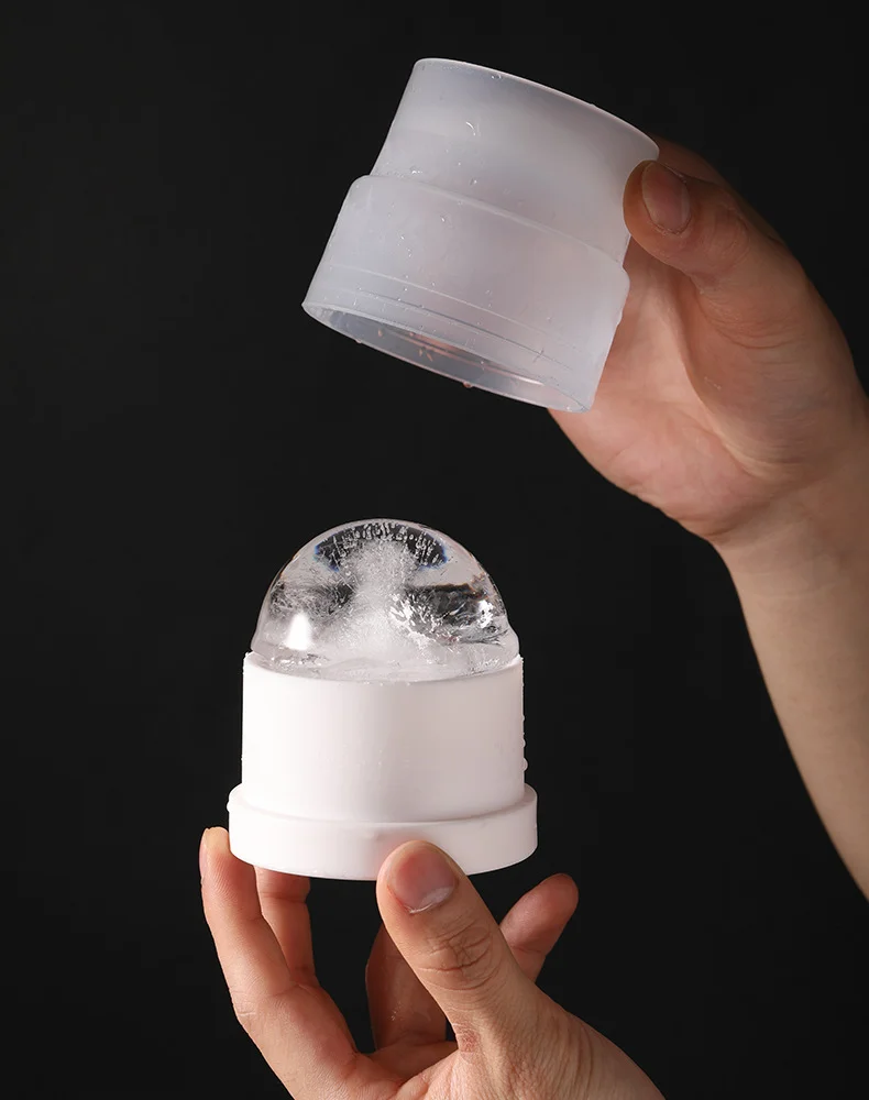 DROPSHIPPING Multi-functional Sensitive Ice Face Contour Ice Cube Facial Silicone Ice Ball Mold Plastic Round Hockey Mould