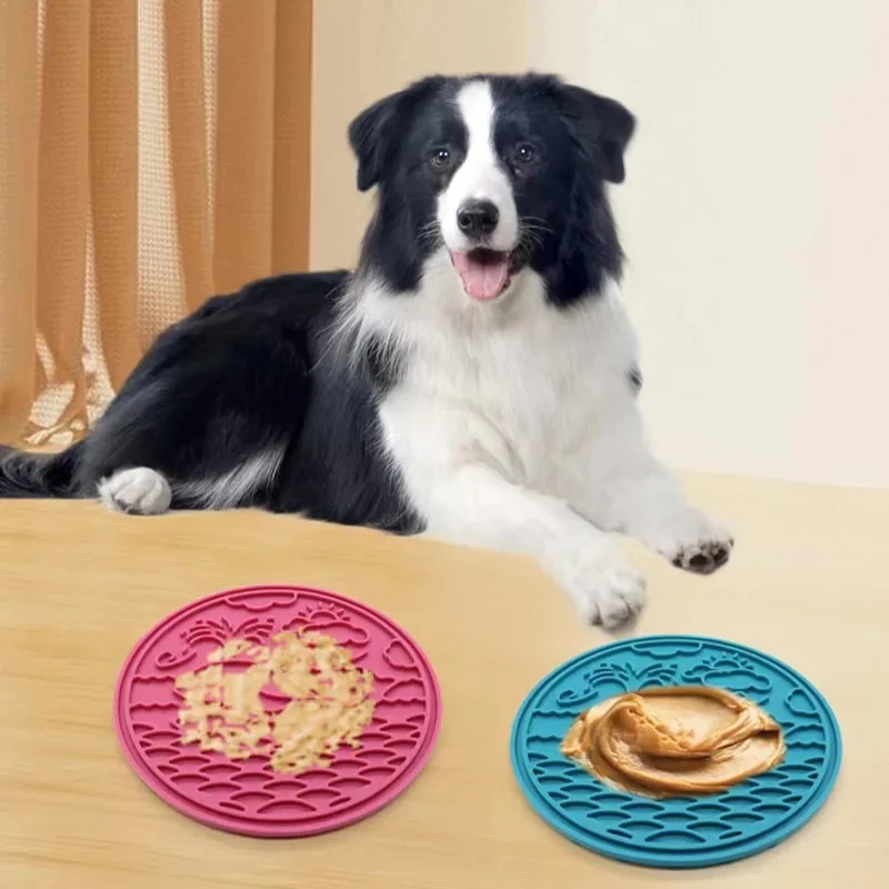 New Arrival Silicone Lick Mat Whale Pattern Licking Pad to reduce Anxiety Boredom for Dogs&Cats