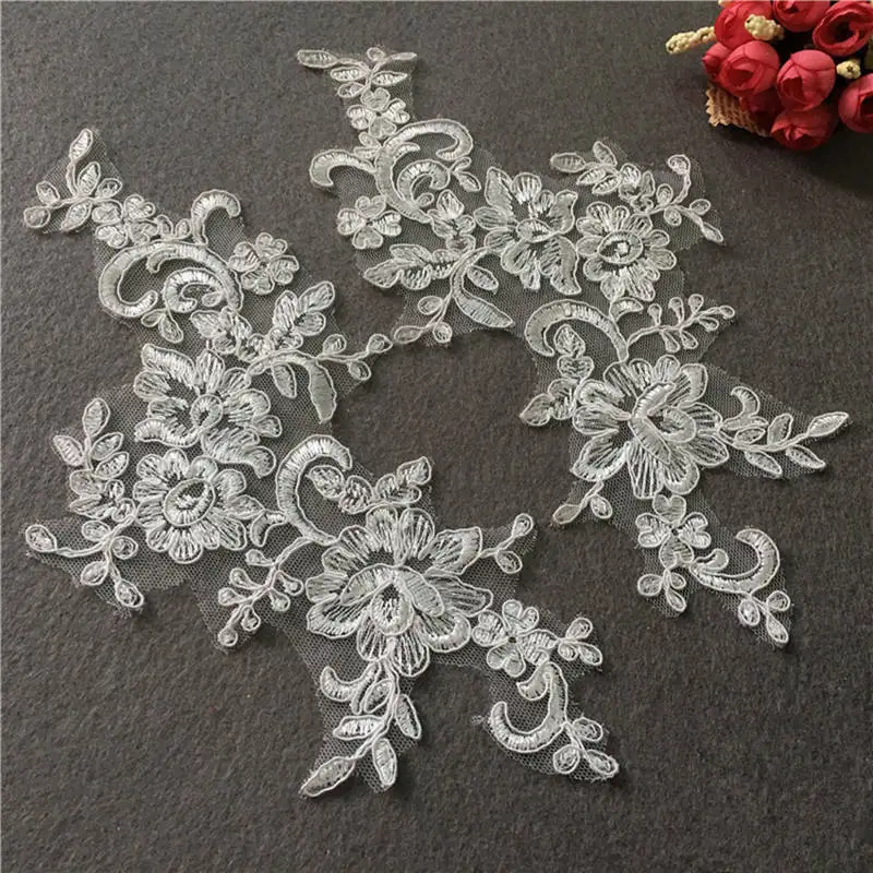 The new series of lace embroidery applique design is used for wedding dress decoration lace patch