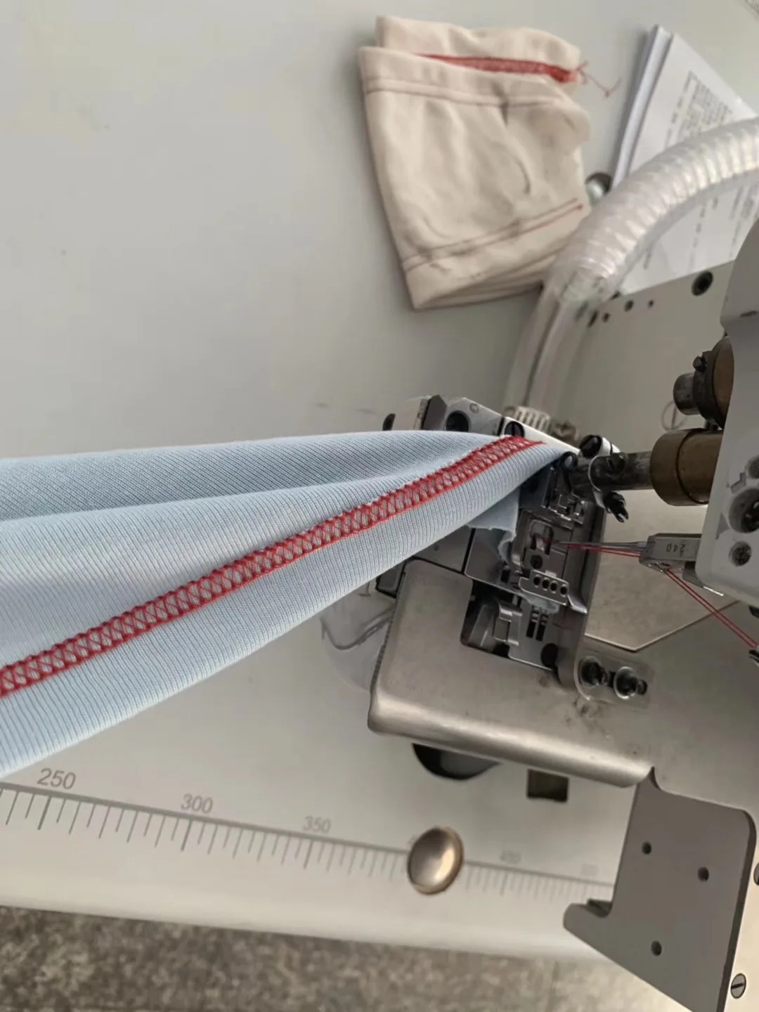 Small Cylinder Bed Used Pegasus W200 Interlock Stitch Machine Industrial Sewing Machine With Low Price