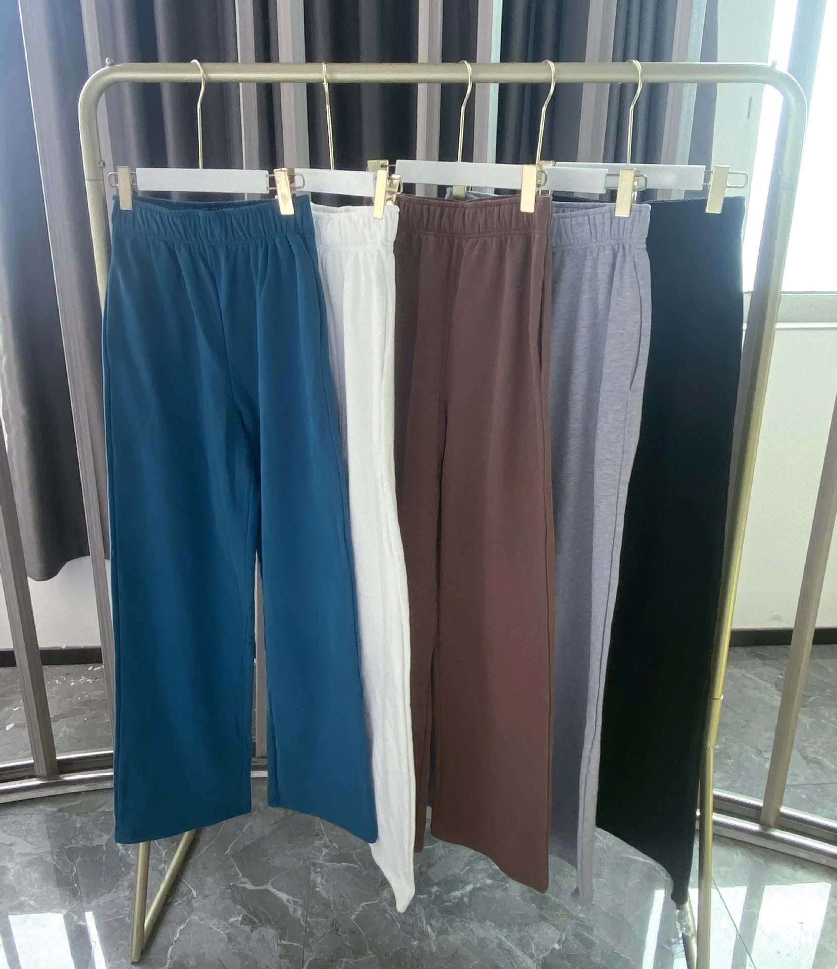 Elastic High Waist Fleece Lounge Sweatpants Wide Straight Leg Joggers with Pocket Women Fall Winter Causal Sports Sweatpants