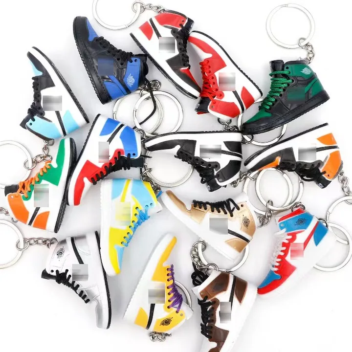 keychain wholesale accessories 3d mini shoe keychain with box pvc rubber 3d sneaker keychain
