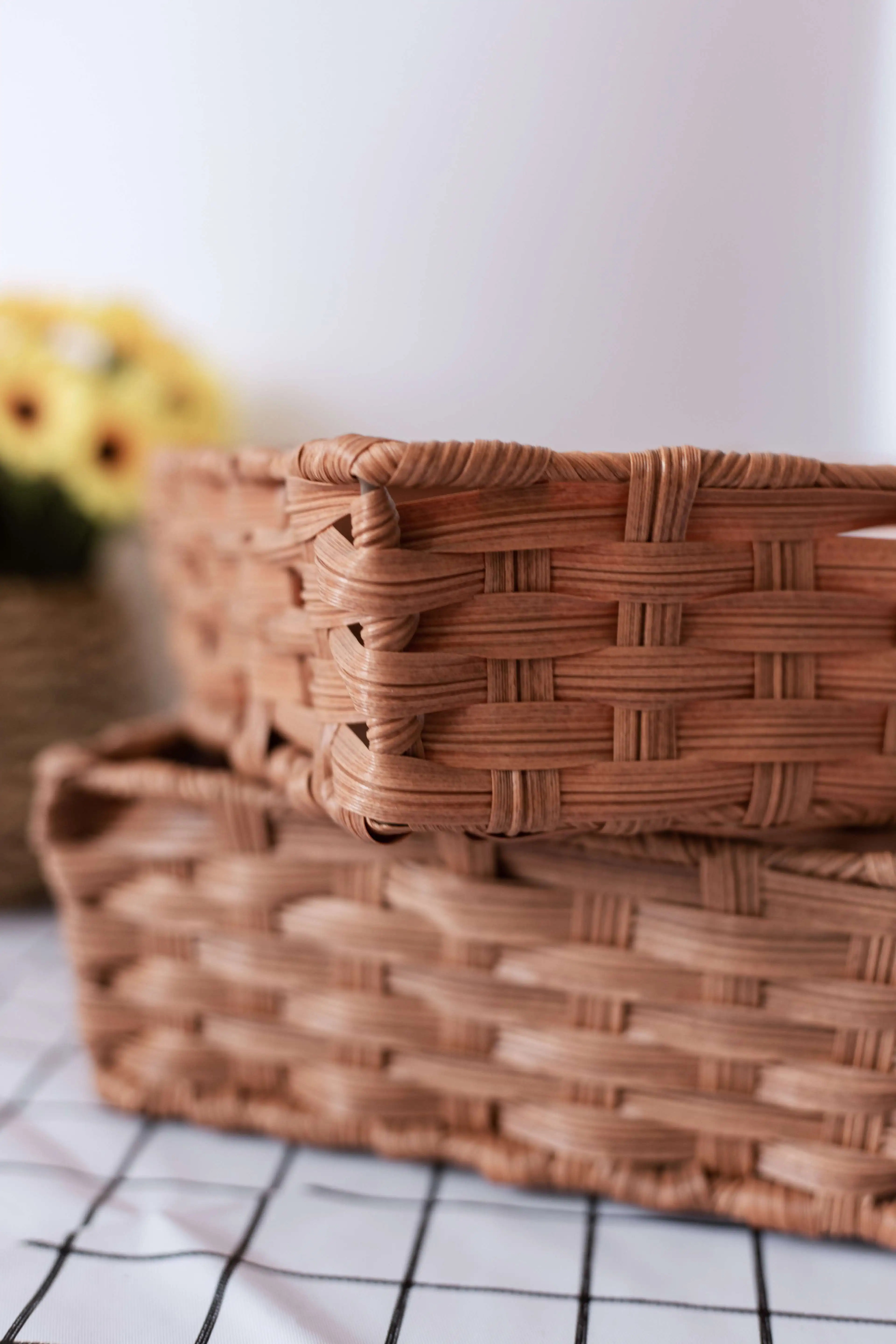 Household Grey PP rattan Plastic Woven Storage Organizing Picnic Baskets Containers with Handles
