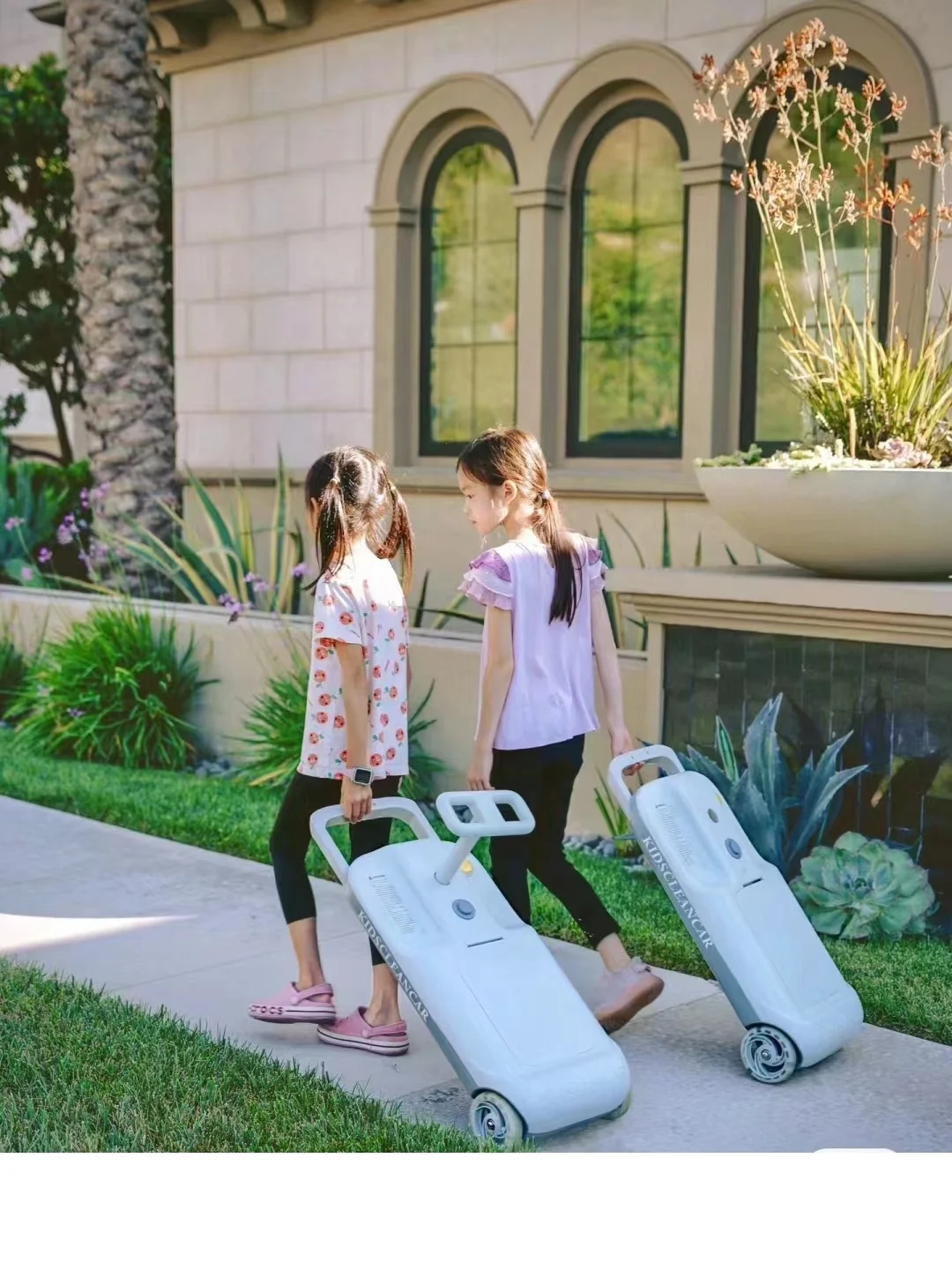 Four-wheeled 12V Electric Kids Kart Drift Clean Car Baby Land Ride On Toys for Ages 2-8 Years Kids ride on Car