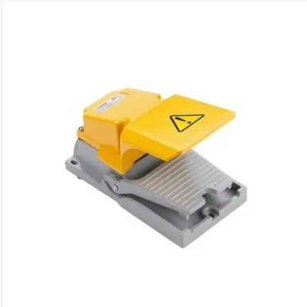 new and original foot switch XF-302B