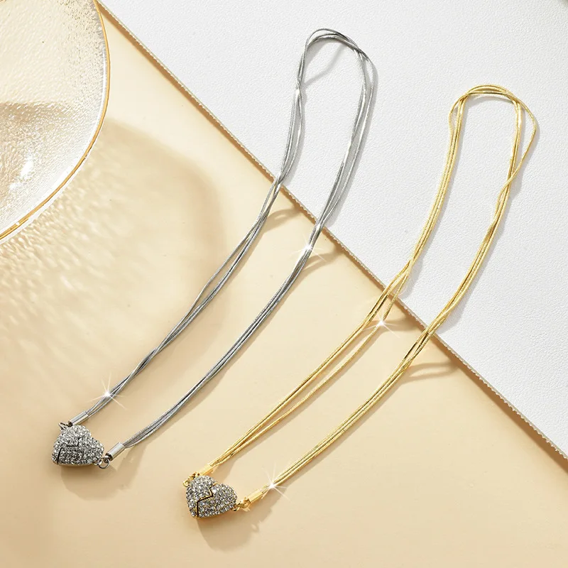 Lateefah OEM Fashion Zircon Shiny Heart Shaped Magnet Pendant Necklace