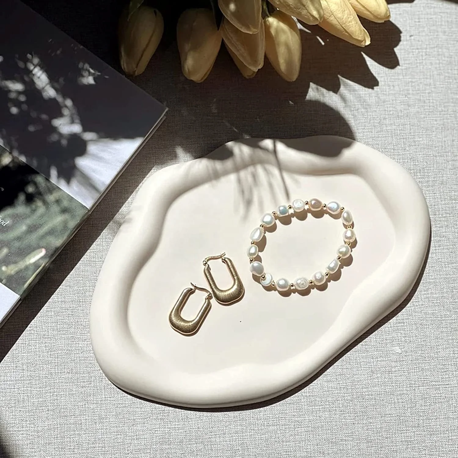 Creative Irregular Cute Cosmetic Storage Tray Cloud Shaped Ceramic Jewelry Holder Trinket Tray