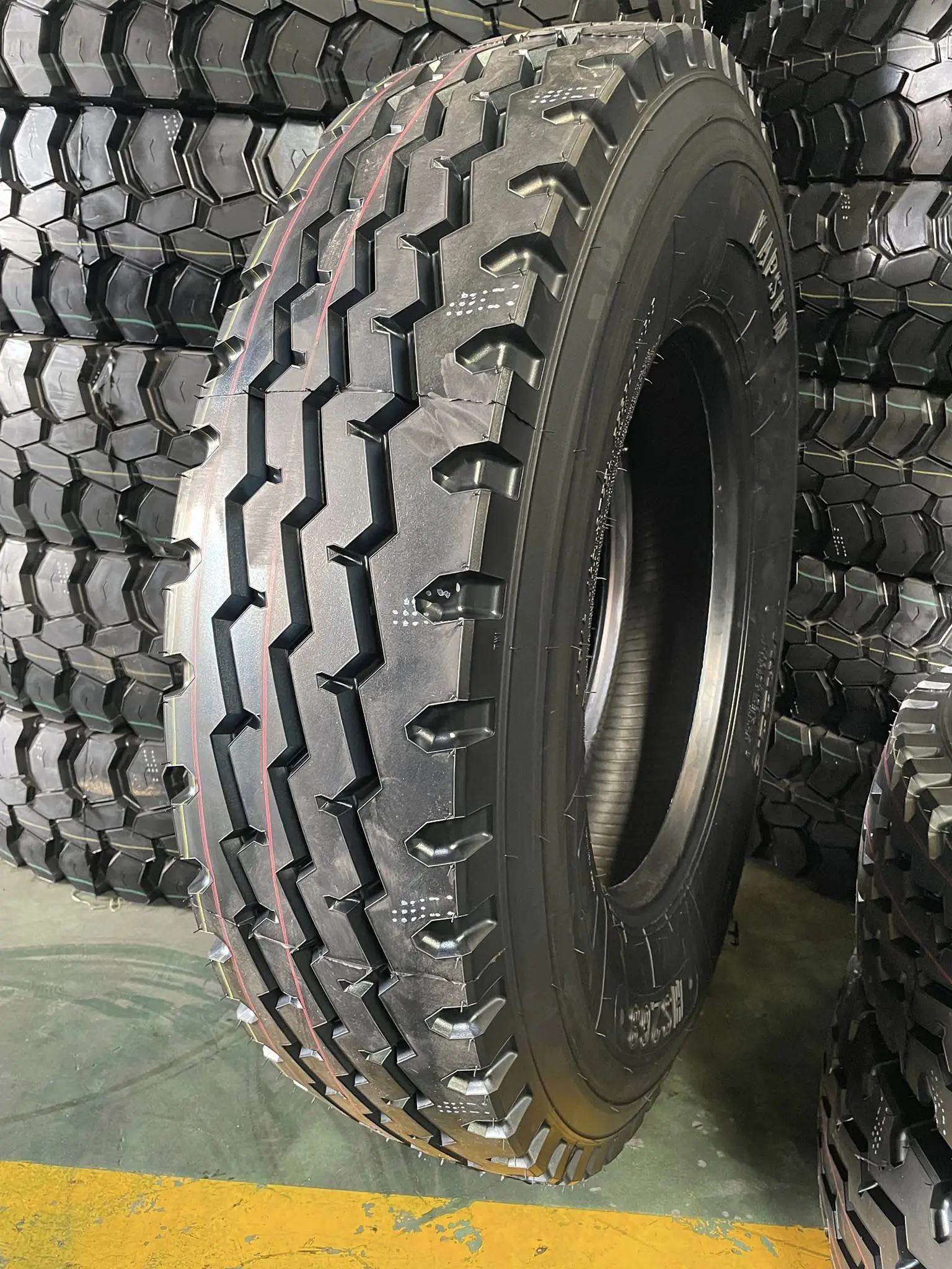 Good quality cheap price KAPSEN truck tires 8.25r16 radial truck tyres on sale