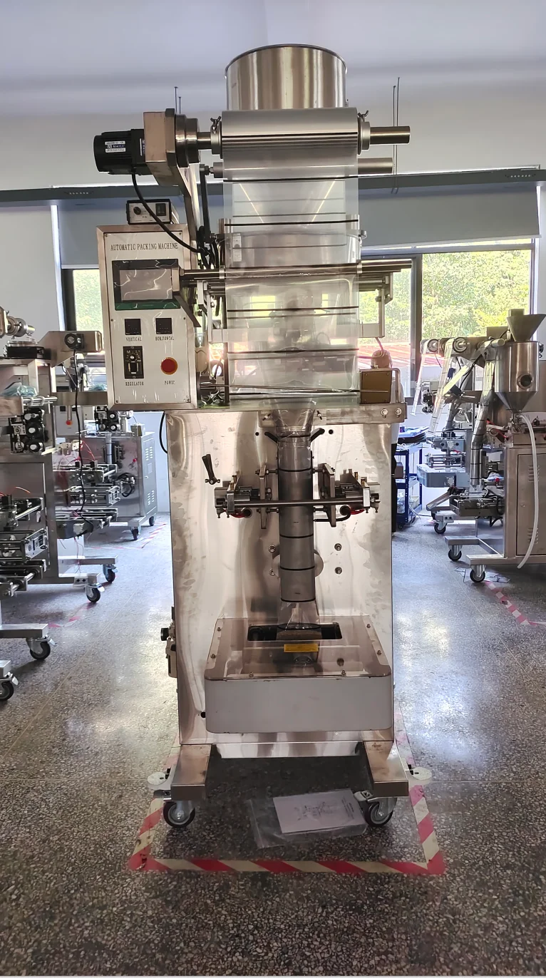 Powder Filling Machine Pouch Packing  Sauce Packing Machine Flow Packing Machine