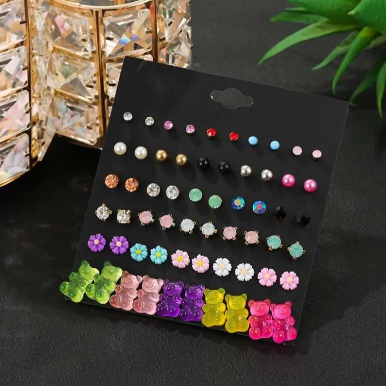 Oem quality 30pair/set cartoon korean alloy colored bear shape earrings set female
