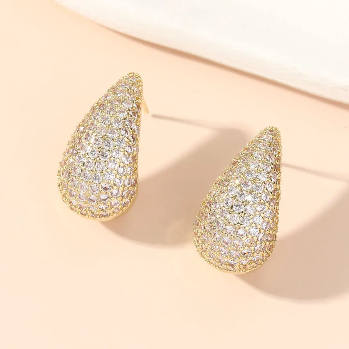 New Arrival Water Drop Earrings Fashion Jewelry Plated Simple Geometric Chunky Stud Earrings Gold Cubic Zirconia White 14K Brass