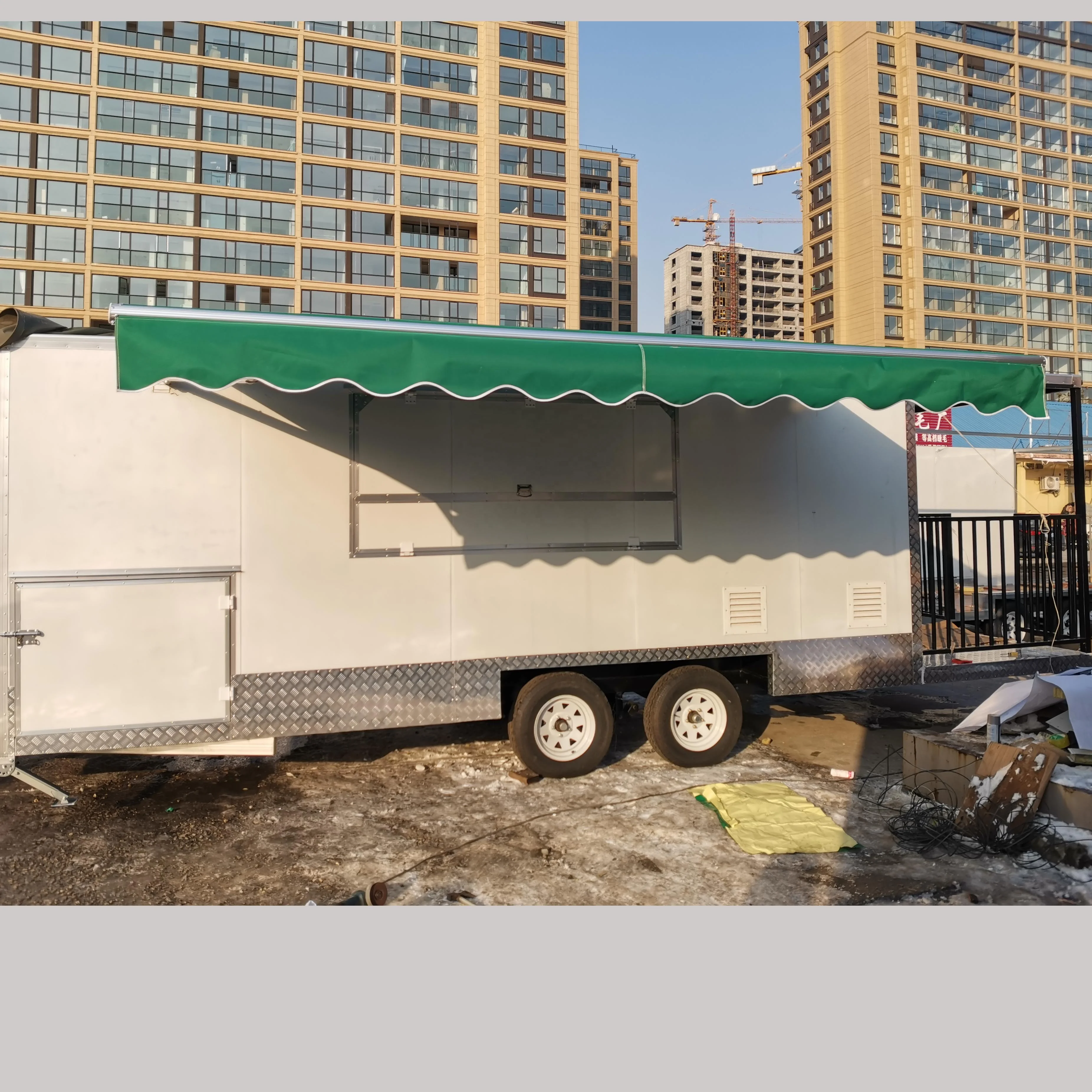Durable Concession Trailer Fully Equipped Street Food Cart With Grills Mobile Kitchen BBQ Smoker Trailer Food Trailer