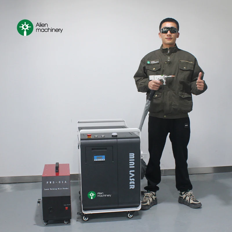 New Design Handheld Laser Welder multifunction MAX 3in1 1000W 1500W 2000W Metal Stainless Fiber Laser Welding Machine