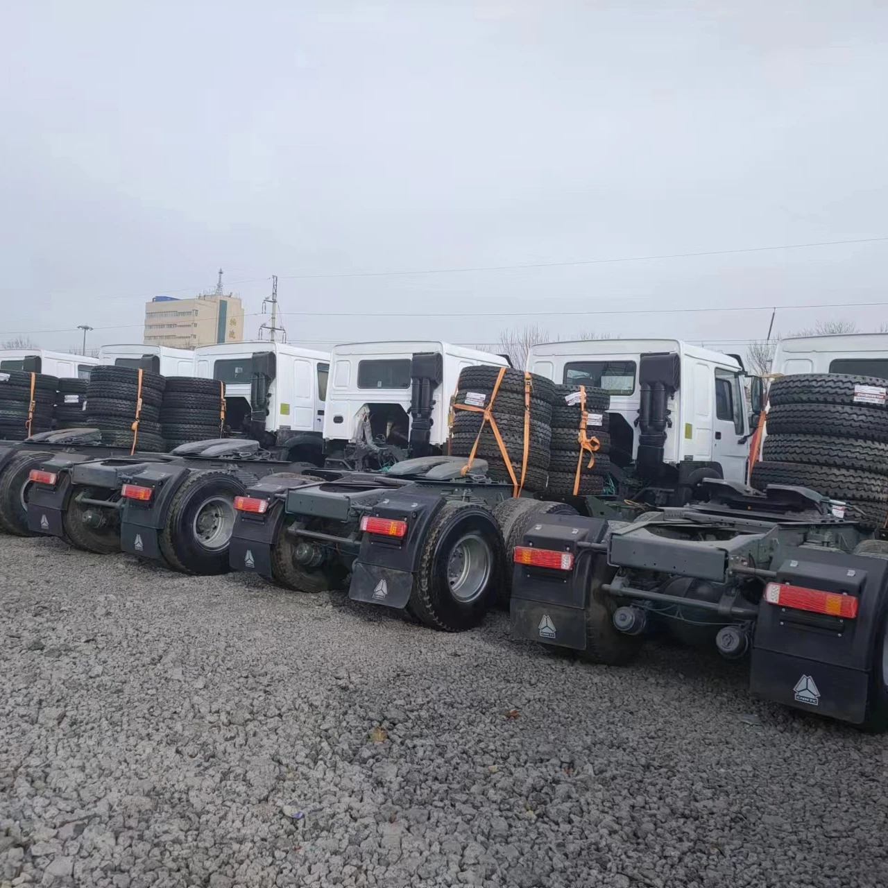 New 400hp 6x4 Howo Tractor Truck