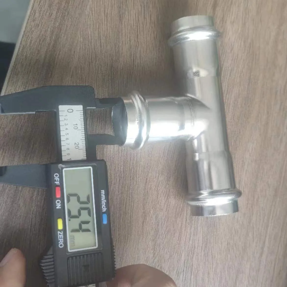 Crimping Tee Connectors Accessories Clamps Built-in Sealing Rubber Ring For 304 Stainless Steel Pipe Connection