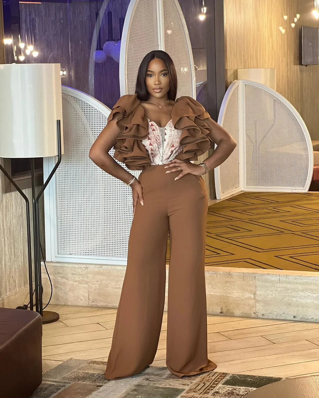 Liu Ming Spring Summer 2024 New Design V Neck Sleeveless Ruffles Casual Loose Wide Leg Rompers Jumpsuits For Women