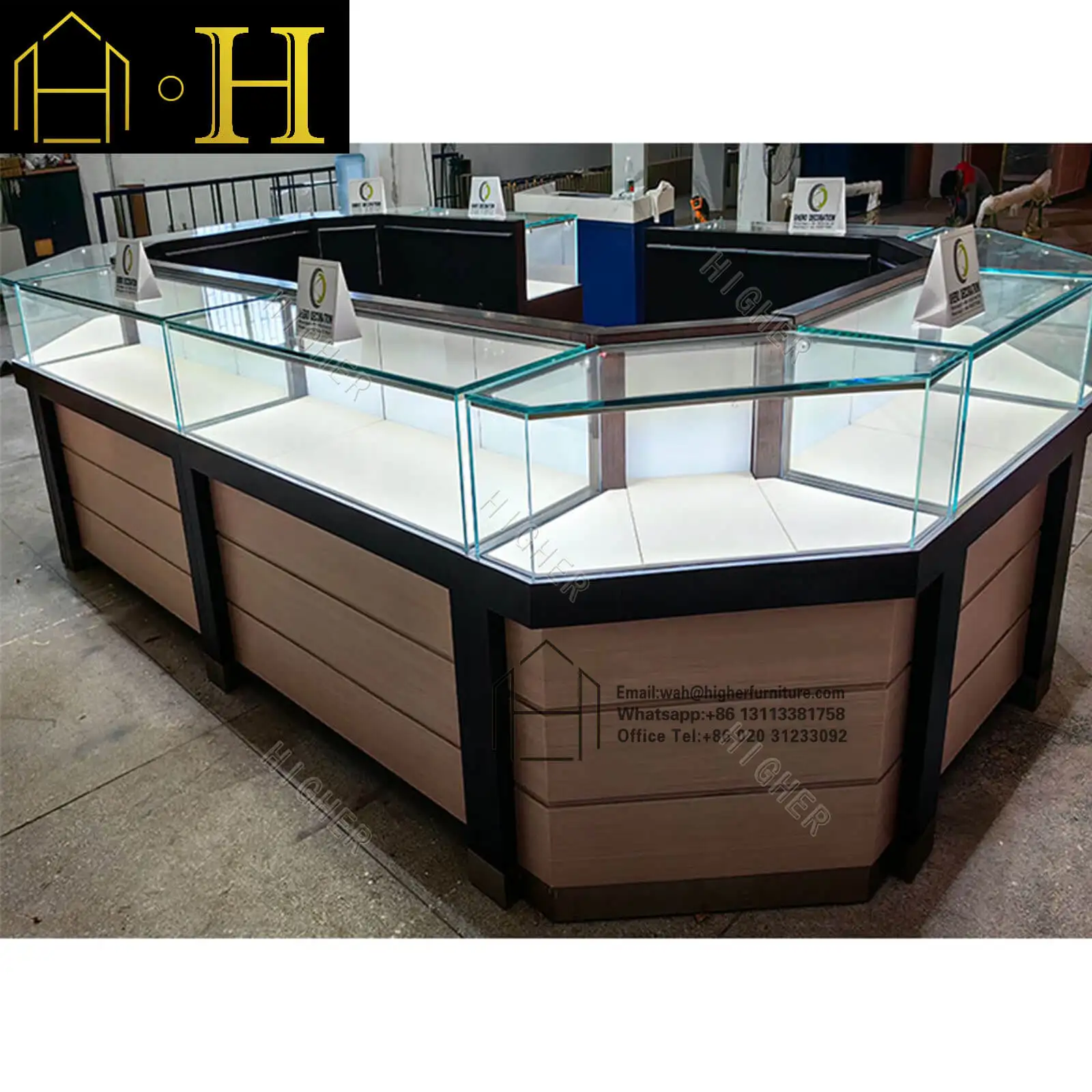 High End Jewelry Display Showcase Design Jewelry Store Furniture Round Glass Display Cabinet Customization