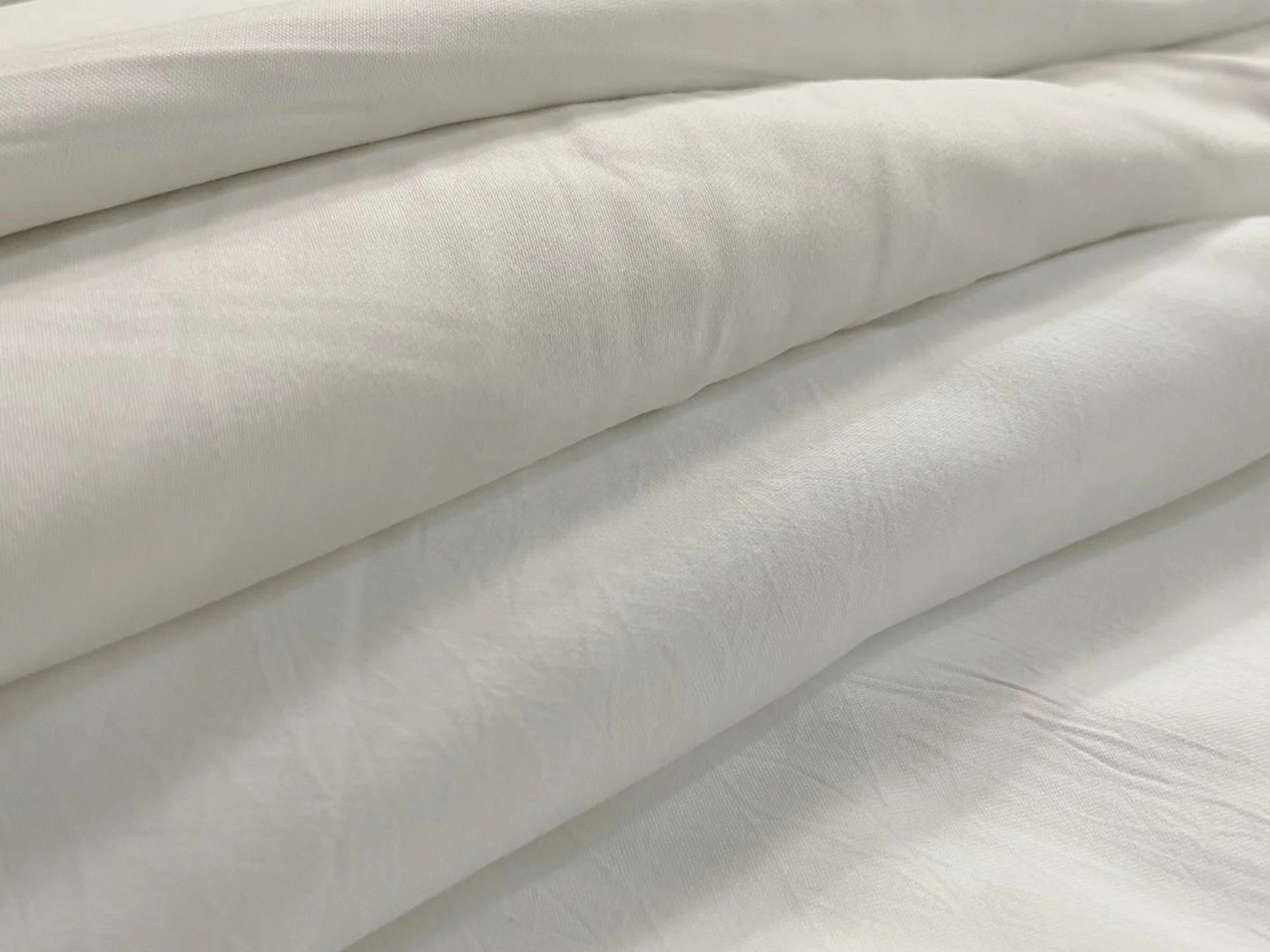 White Bed Sheet Rags 100% Cotton Bedsheet Cotton Rags Textile Waste Recycled Cotton Cloth