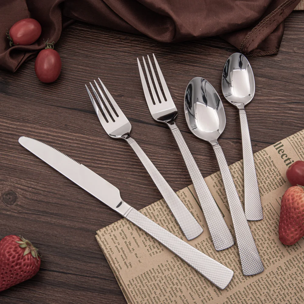 Wholesale flatware Reusable silver spoon and fork silverware stainless steel cutlery set