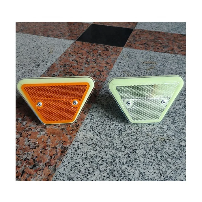 Road safety signs barrier Highway guardrail used high reflective and self luminous road delineator reflector